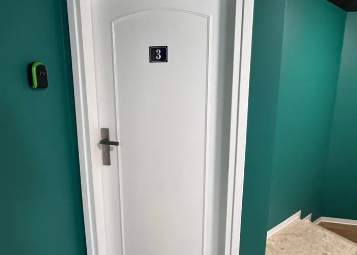 Modern Studionr3 Kitchen Bathroom Terrace Appartement *