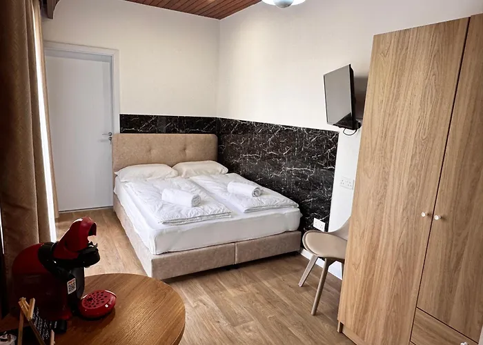 Appartement Modern Studionr3 Kitchen Bathroom Terrace