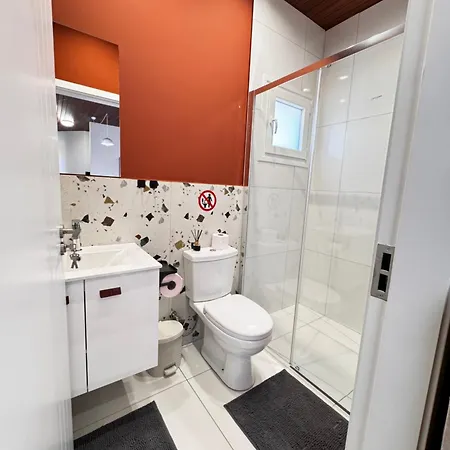 아파트 Modern Studionr3 Kitchen Bathroom Terrace